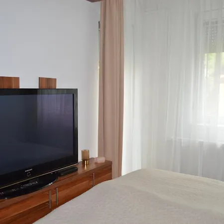 Appartement Angéla Apartman à Hajdúszoboszló Extérieur photo