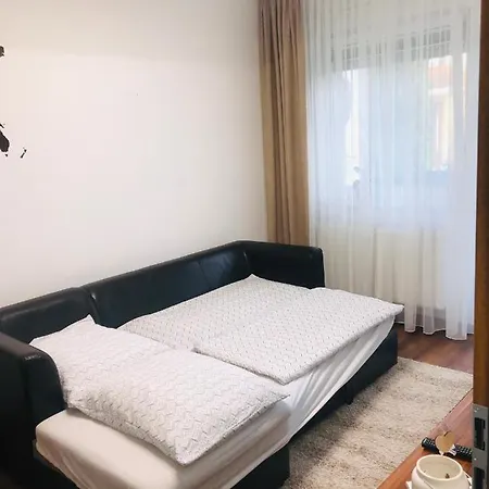 Appartement Angéla Apartman à Hajdúszoboszló Extérieur photo